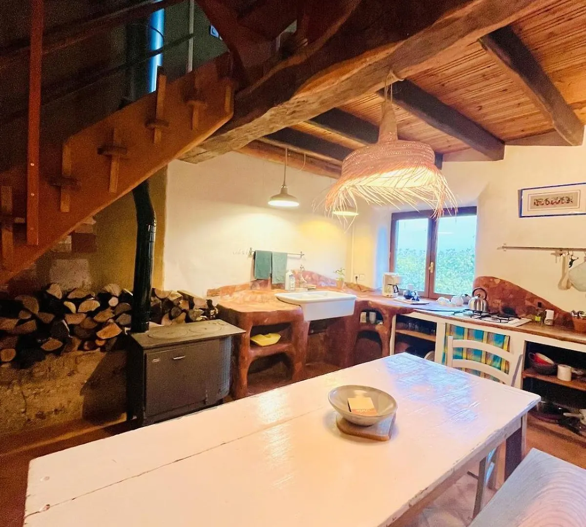 La Cabane Savoyarde Saint-Genix-sur-Guiers 0*,  France